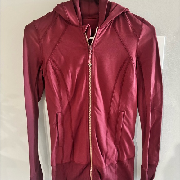 lululemon athletica Burgundy Jacket - Picture 1 of 3